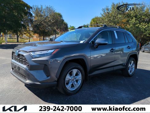 Used 2024 Toyota RAV4 LE image 9