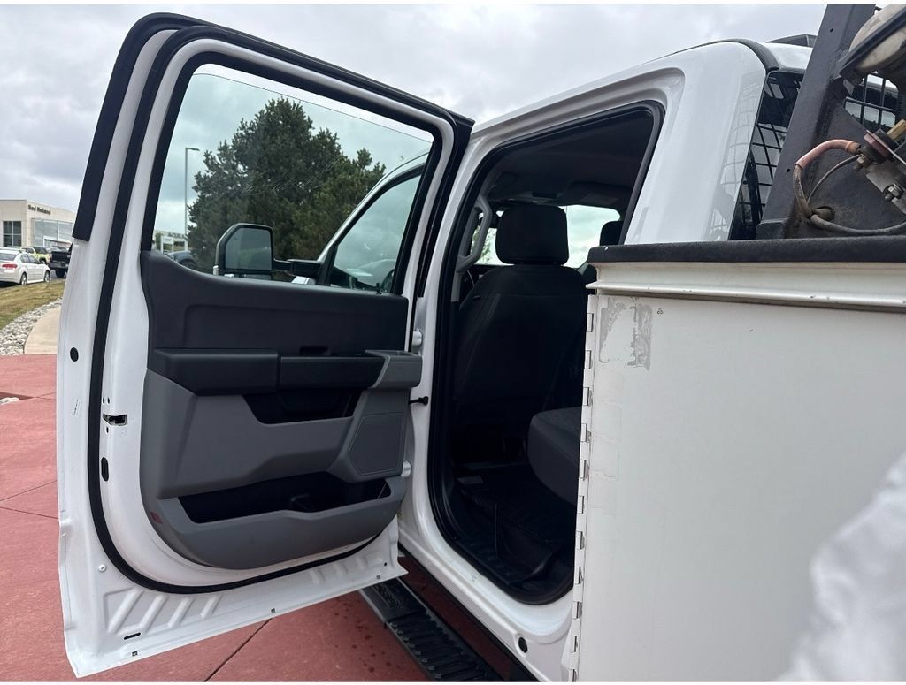 Used 2024 Ford F350 XL AWD/4WD image 17