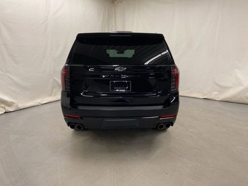 Used 2025 Chevrolet Suburban Z71 AWD/4WD image 7