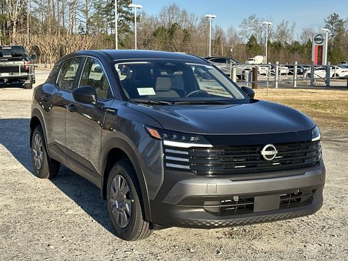 New 2026 Nissan Kicks S FWD image 3