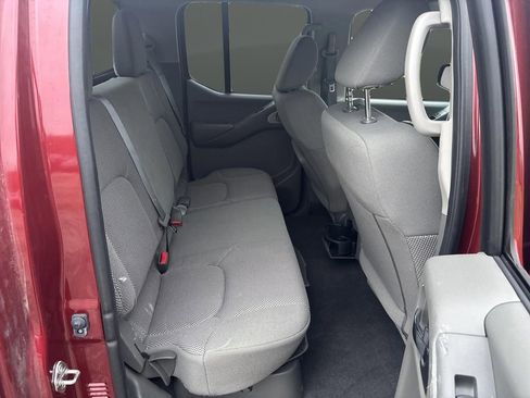 Used 2020 Nissan Frontier SV w/ SV Utility Package image 27