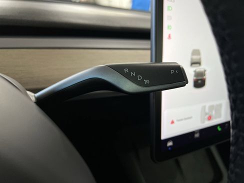 Used 2021 Tesla Model 3 Long Range image 22