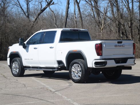 Used 2020 GMC Sierra 3500 Denali w/ Denali Ultimate Package image 24