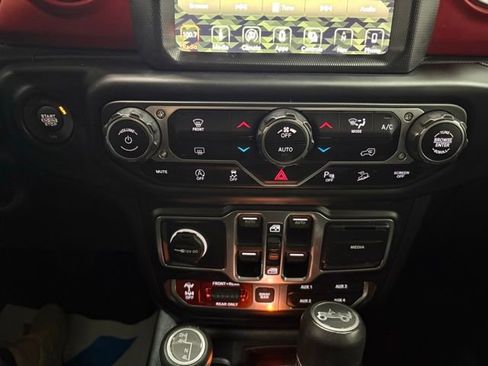 Used 2018 Jeep Wrangler Unlimited Rubicon image 20