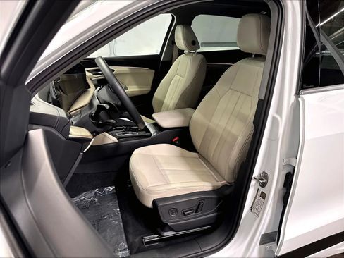 Certified 2025 Audi Q5 Premium AWD/4WD image 26