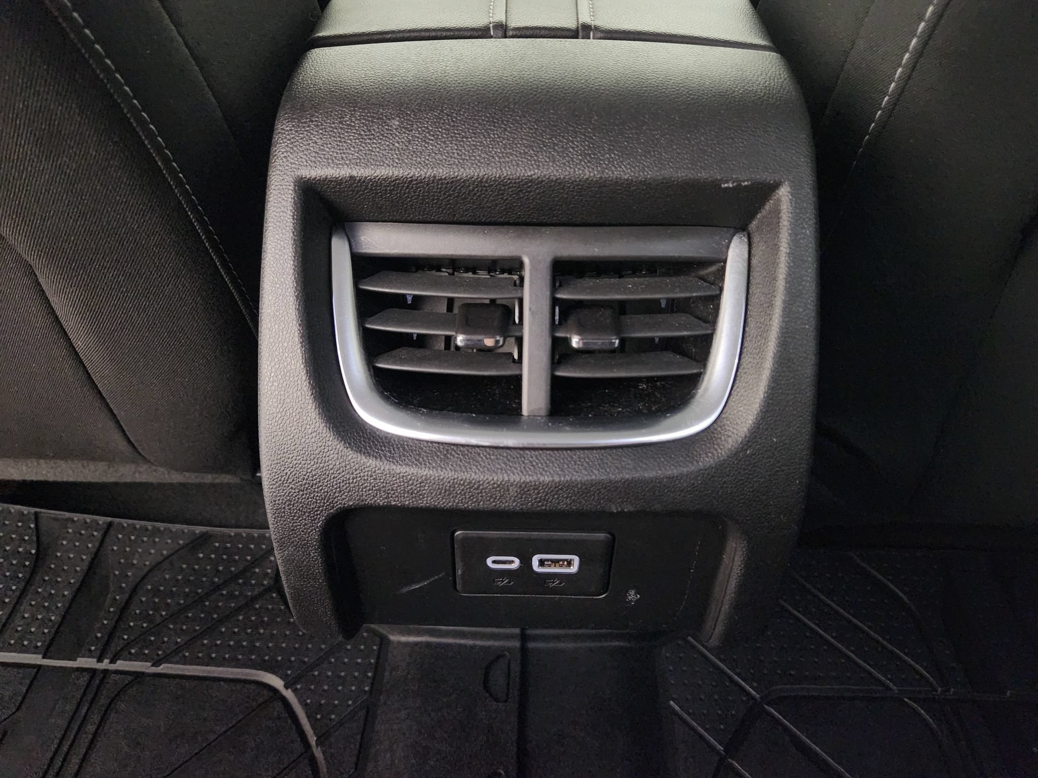 Used 2023 Chevrolet Blazer LT w/ Convenience Package FWD image 30