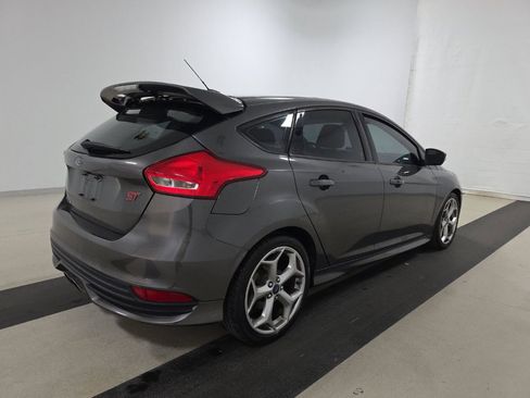 Used 2016 Ford Focus ST FWD image 10