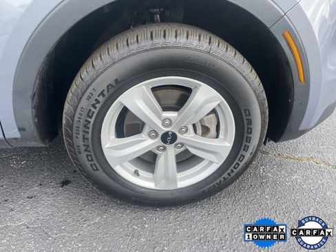 Used 2023 Kia Sorento LX image 27