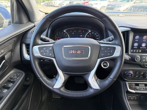 Used 2024 GMC Terrain SLT AWD/4WD image 14