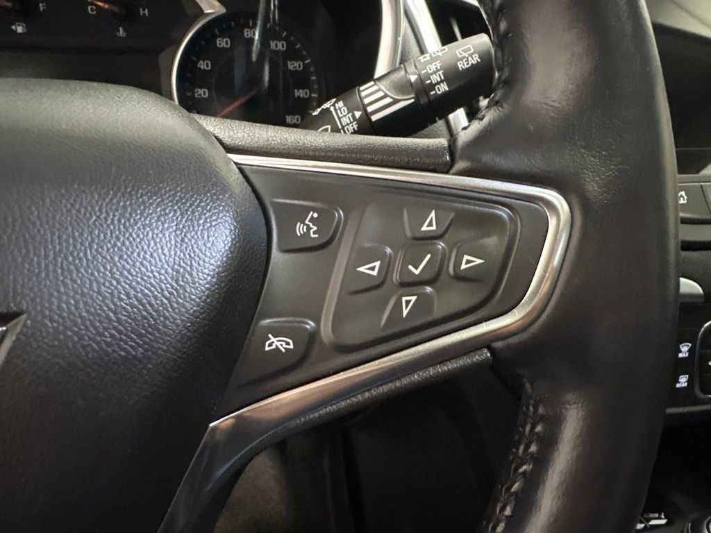 Used 2021 Chevrolet Equinox Premier AWD/4WD image 25