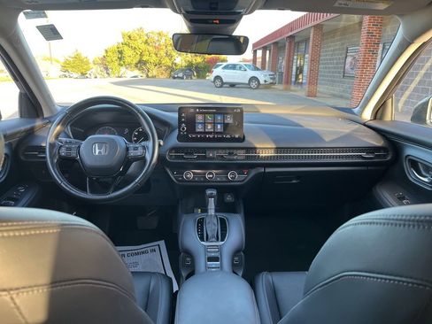 Used 2023 Honda HR-V EX-L image 32