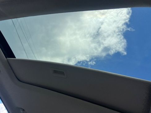 Used 2014 Ford Focus Titanium FWD image 42