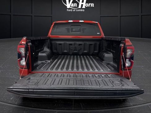 Used 2024 Ford Ranger Lariat w/ FX4 Off-Road Package image 15