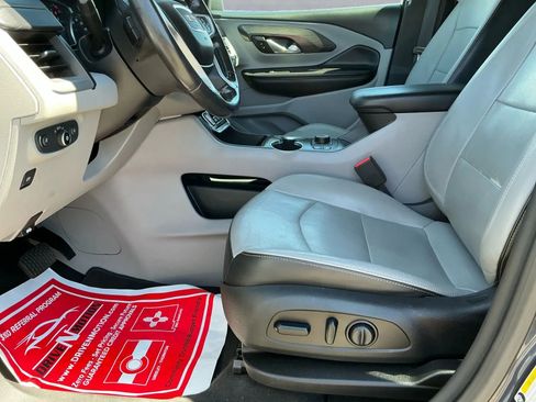 Used 2019 GMC Terrain SLT image 12