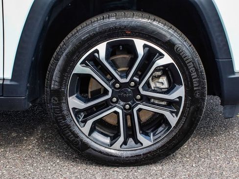 Used 2023 Jeep Compass Limited AWD/4WD image 7