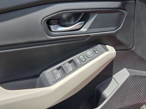 Certified 2025 Honda Accord SE image 11