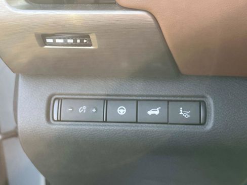 Certified 2023 Nissan Pathfinder Platinum w/ Lighting Package (N93) image 29