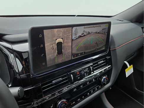 New 2026 Nissan Pathfinder Rock Creek image 17