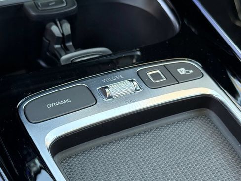 Used 2025 Mercedes-Benz GLB 35 AMG 4MATIC image 36