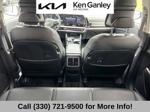 Certified 2024 Kia Sportage EX image 50