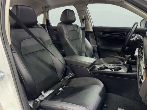 Used 2023 Honda Civic Touring image 47