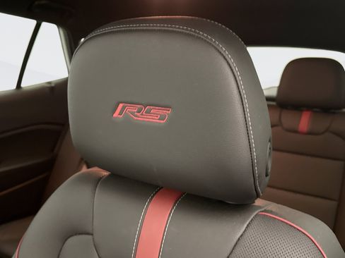 Used 2025 Chevrolet Trax RS FWD image 8