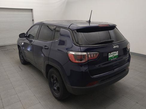Used 2018 Jeep Compass Sport w/ Tech Group FWD image 5