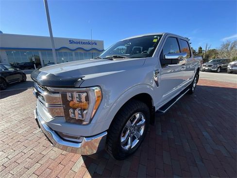 Used 2023 Ford F150 Lariat w/ Max Trailer Tow Package image 30