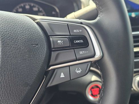 Used 2022 Honda Accord Sport image 29