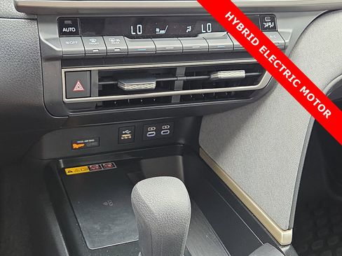 Used 2025 Toyota Camry LE FWD image 19