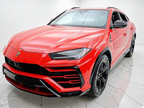 Used 2020 Lamborghini Urus AWD/4WD image 22