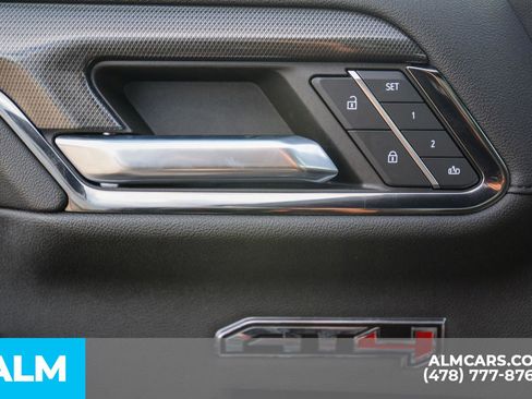 Used 2024 GMC Sierra 1500 AT4 image 35