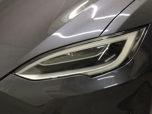 Used 2017 Tesla Model S 60D image 10