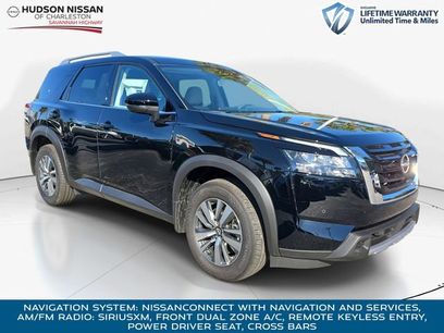 New 2025 Nissan Pathfinder SL