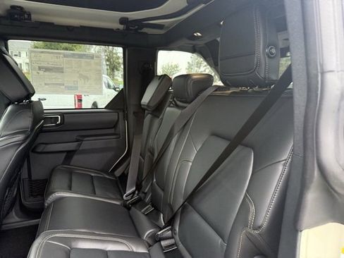 New 2025 Ford Bronco Badlands image 35