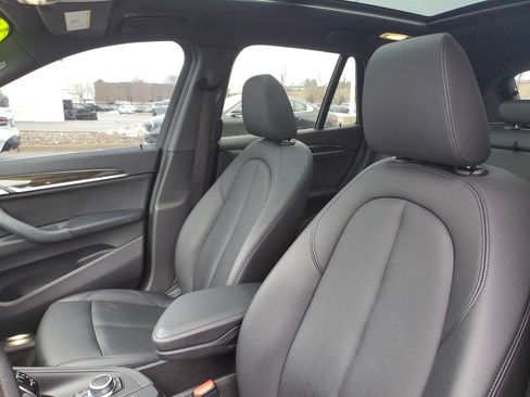 Used 2022 BMW X1 xDrive28i w/ Convenience Package image 7