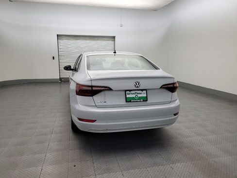 Used 2019 Volkswagen Jetta SE FWD image 6