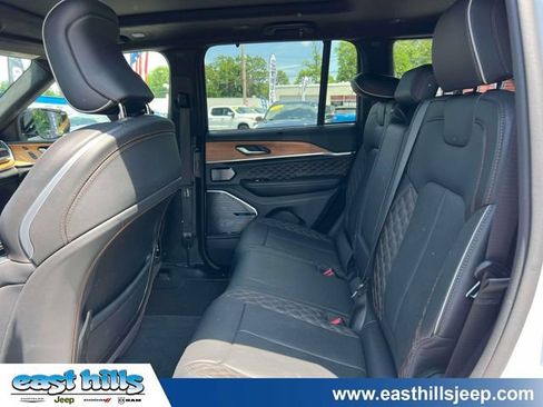 Certified 2023 Jeep Grand Cherokee Summit AWD/4WD image 17