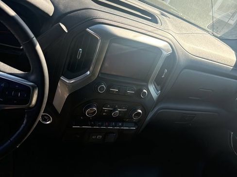 Used 2021 Chevrolet Silverado 1500 LT image 23