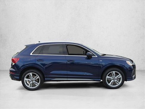 Used 2022 Audi Q3 2.0T Premium Plus AWD/4WD image 4