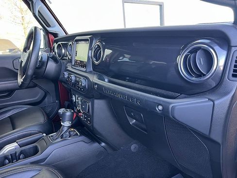 Used 2021 Jeep Wrangler Unlimited Rubicon image 26