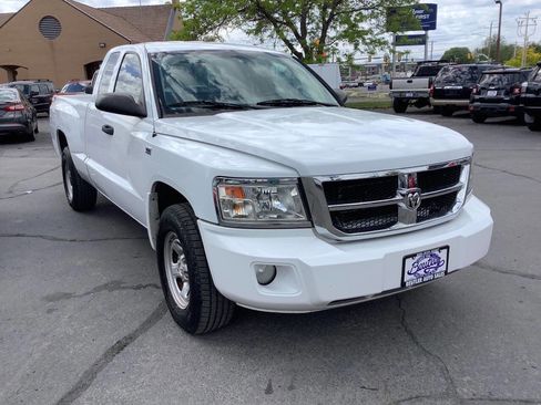 Used 2010 Dodge Dakota ST w/ Extra Security Group AWD/4WD image 5