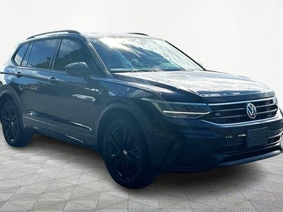 Used 2022 Volkswagen Tiguan SE R-Line