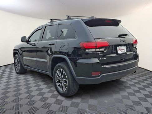 Used 2020 Jeep Grand Cherokee Laredo w/ Laredo X Package AWD/4WD image 4