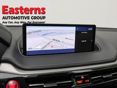 Used 2024 Acura MDX w/ Technology Package AWD/4WD image 18