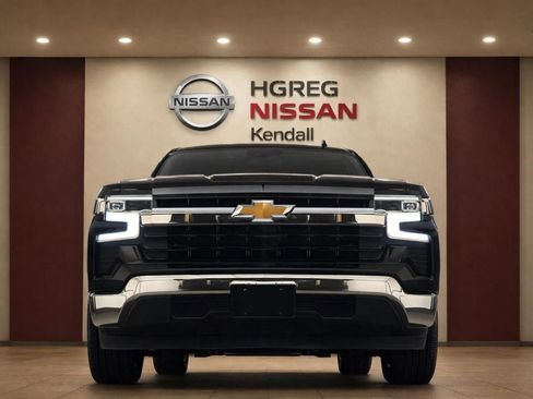 Used 2024 Chevrolet Silverado 1500 LT RWD image 5