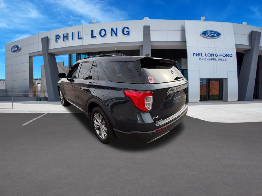 Used 2022 Ford Explorer XLT w/ Equipment Group 202A AWD/4WD image 3