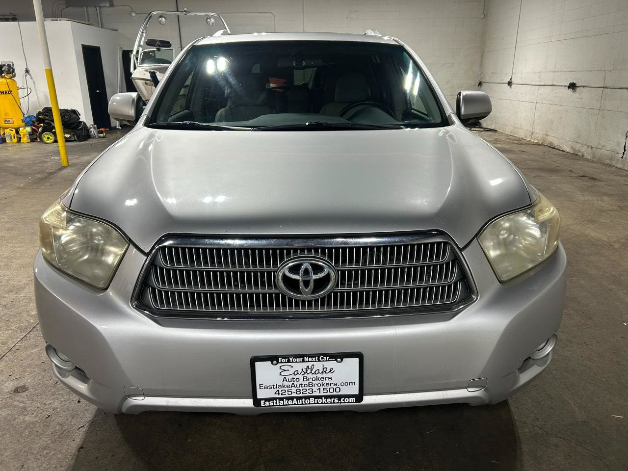 Used 2008 Toyota Highlander Limited AWD/4WD image 2