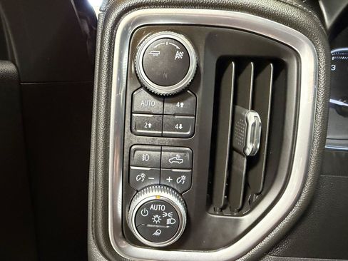 Used 2019 GMC Sierra 1500 SLT w/ SLT Premium Plus Package AWD/4WD image 21