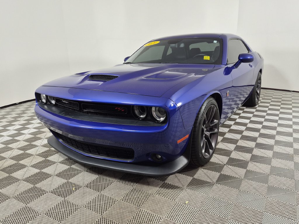 Used 2021 Dodge Challenger R/T Scat Pack w/ Plus Package RWD image 7